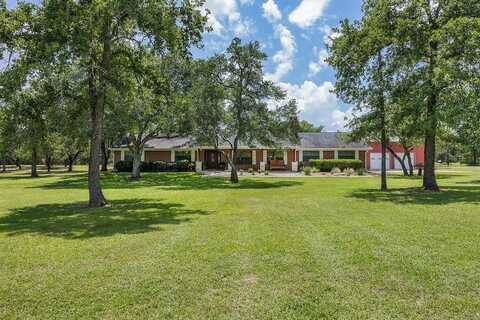 3135 Forest Hill East Road, La Grange, TX 78945
