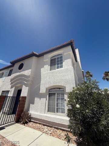 5020 Sublight Avenue, Las Vegas, NV 89108