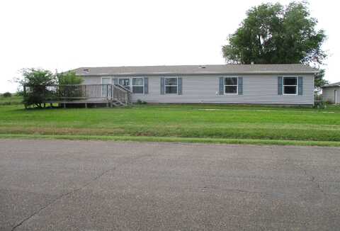 915 S Cherry St, Greensburg, KS 67054