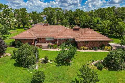 12400 E Lynne St., Wichita, KS 67207