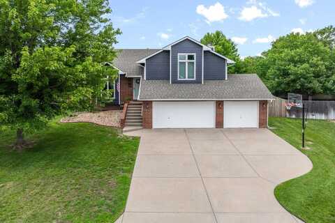 424 N Walnut Creek Dr, Derby, KS 67037