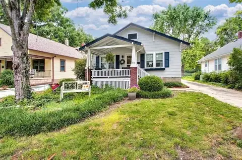 712 E 4th St, Newton, KS 67114