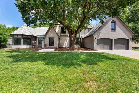 2534 N Greenleaf Ct, Wichita, KS 67226