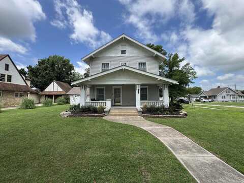 121 N Myrtle, Eureka, KS 67045