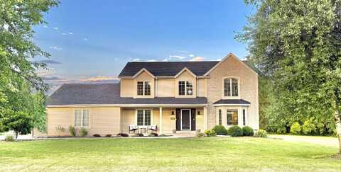 2444 Ball Drive, Richfield, WI 53076