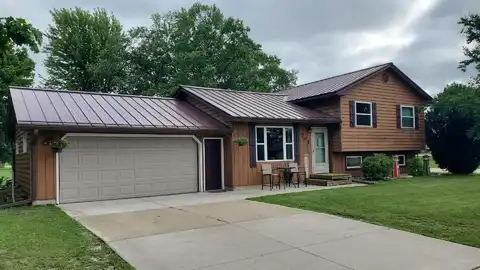 705 E Brownell Street, Tomah, WI 54660
