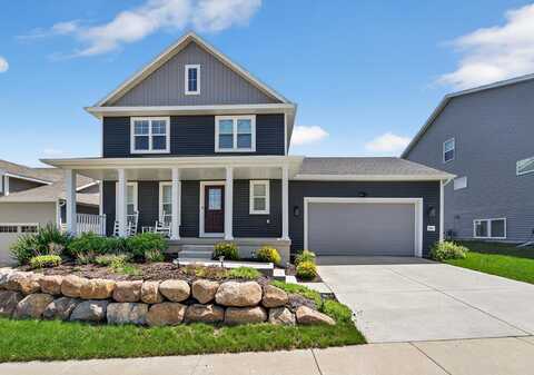 909 Quaking Aspen Road, Verona, WI 53593