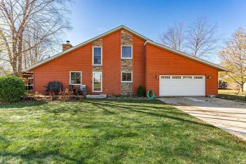 1530 Huntington Park Drive, Reedsburg, WI 53959