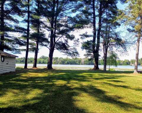 213 Kilby Lake Road, Montello, WI 53949