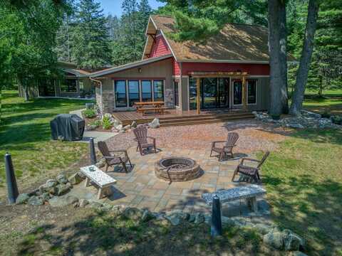 1085 LINDSTROM LN, Saint Germain, WI 54558