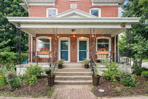 1301 2nd Street, New Glarus, WI 53574