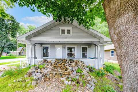 133 S Clear Lake Avenue, Milton, WI 53563