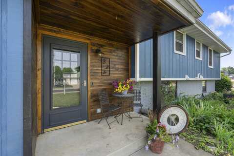 323 E Park Avenue, Monticello, WI 53570
