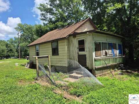 609 & 611 E Florence, Windsor, MO 65360