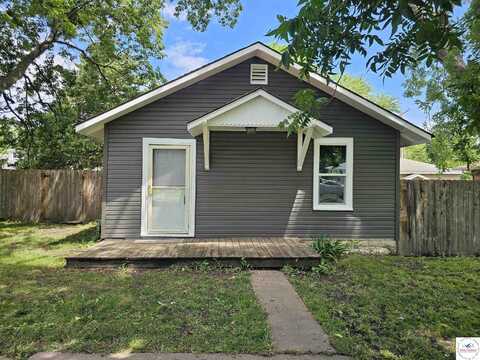 2001 E 9th, Sedalia, MO 65301