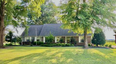 3102 Playground Road, Caruthersville, MO 63830