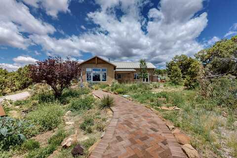 4 Brooks Way, Santa Fe, NM 87508