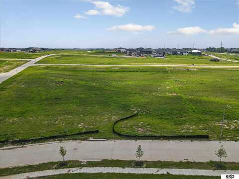 5505 N 199 Street, Elkhorn, NE 68022