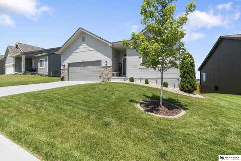 10918 Sheffield Street, Omaha, NE 68142