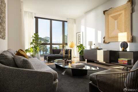 1 Bristol Court, San Francisco, CA 94130