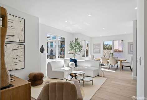 425 First Street, Los Altos, CA 94022