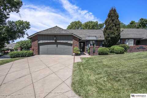 10082 Fieldcrest Drive, Omaha, NE 68114