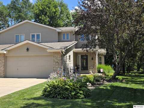 1735 N 123rd Street, Omaha, NE 68154