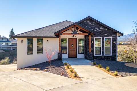 3781 Sunlight Court, Redding, CA 96001