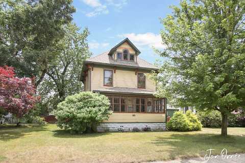 413 W Webster Avenue, Muskegon, MI 49440