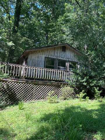 17580 Richter Rd, Rogersville, AL 35652