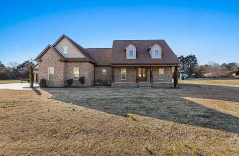 105 Fieldwood Dr, Tuscumbia, AL 35674