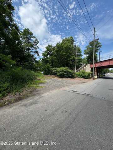 1186 Arden Avenue, Staten Island, NY 10312
