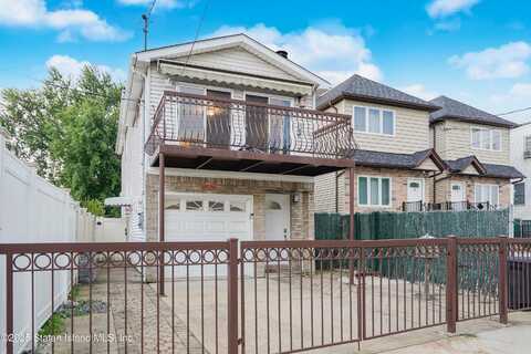 34 Dixon Avenue, Staten Island, NY 10302