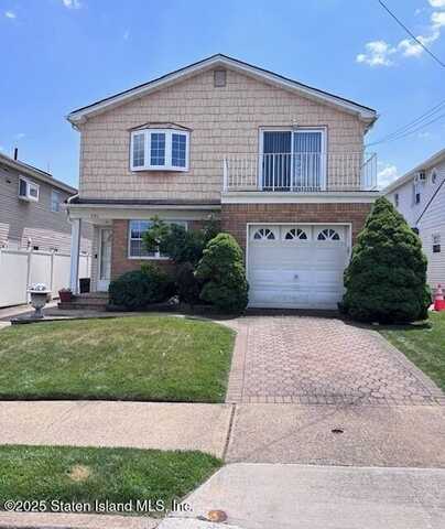 696 Katan Avenue, Staten Island, NY 10312