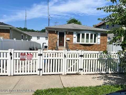 358 Grandview Avenue, Staten Island, NY 10303