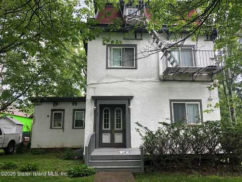 203 Center Street, Staten Island, NY 10306