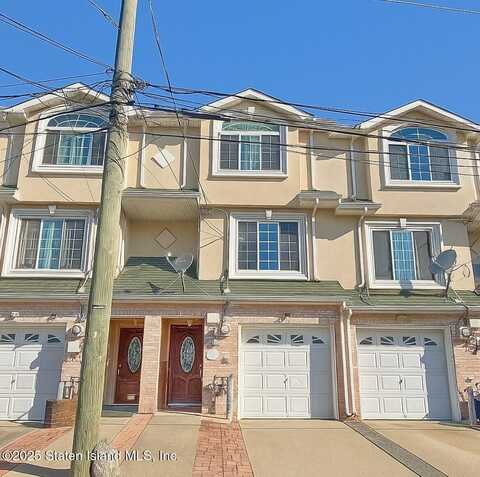 39 Merivale Lane, Staten Island, NY 10304