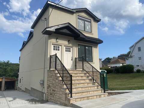 20 Brown Place, Staten Island, NY 10305
