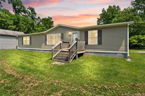 756 Riley Road, Sellersburg, IN 47172