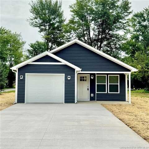 695 Mann Avenue, Austin, IN 47102