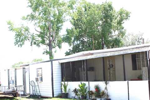 773 San Mateo Rd, Satsuma, FL 32189