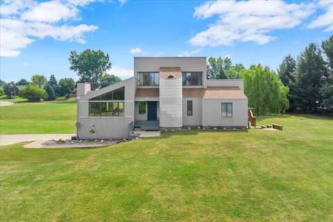 7330 Kalamazoo Avenue SE, Caledonia, MI 49316