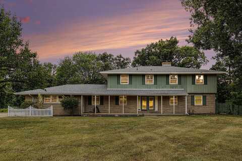 1726 S State Road, Ionia, MI 48846