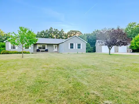 11231 Prairie Ridge Drive, Middleville, MI 49333