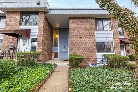 2446 E Collier SE, Kentwood, MI 49546