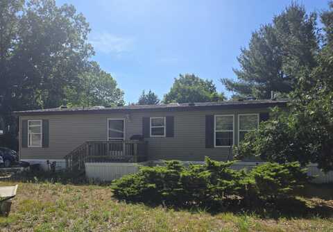 15102 Brookside Drive, Spring Lake, MI 49456