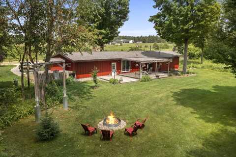 21051 Read Road, Copemish, MI 49625