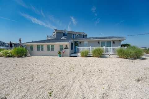 107 Stern Dr, Egg Harbor Township, NJ 08244