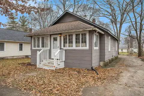 404 Susan Avenue, Sturgis, MI 49091