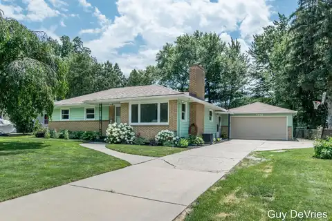 1448 Meadowlane Drive SE, Kentwood, MI 49508